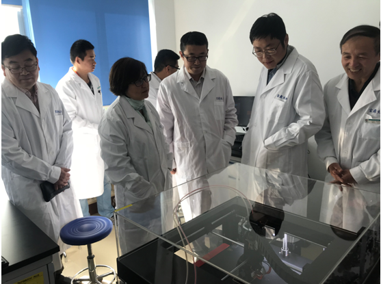 ϲӭ�й�ʯ�ʹ�ѧר����ѧ���η�