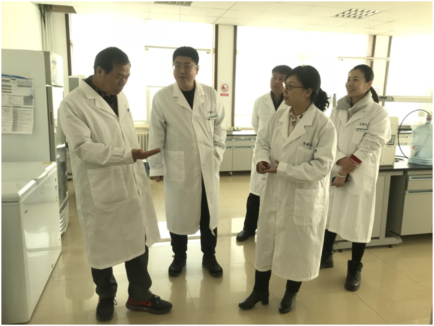 ���һ�ӭ�������������г�һ��ݰ����ʱ����ָ������