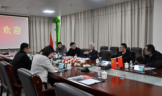 ��ʱ��������Я��ҵ�羫Ӣͬı��ҽҩ����