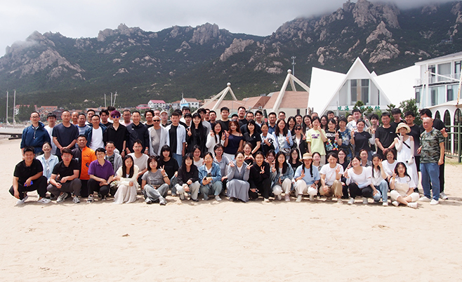 �����һ�����������������޵С���ʱ����������ɽ�Ž�֮��Բ���չ٣�