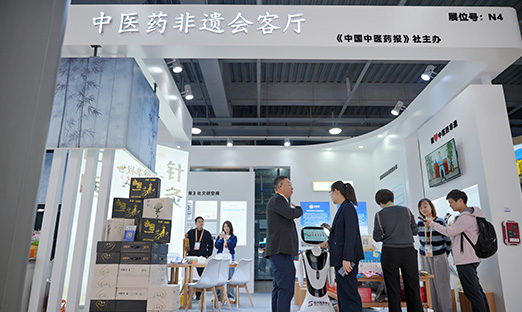 ���Ŀ��������������������������Ļ�����������������ʱ������������ڰ˽������