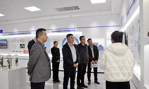 ��忦���߹�ҵ԰���򵼵�����ʱ������������������������̽�󿵽���ҵ����